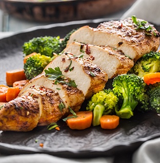 Chicken breast with vegetables